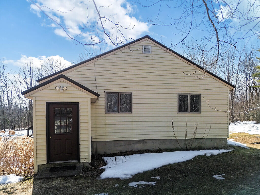 3530 Middle Road Sidney ME 04330