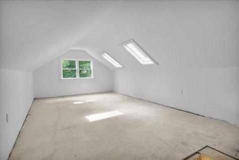 153 Cedar Street Belfast ME 04915