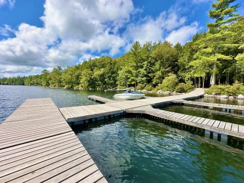 34 Main Road Chesterville ME 04938