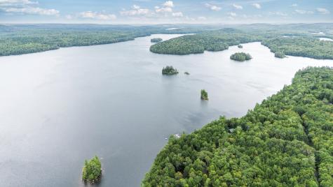 34 Main Road Chesterville ME 04938