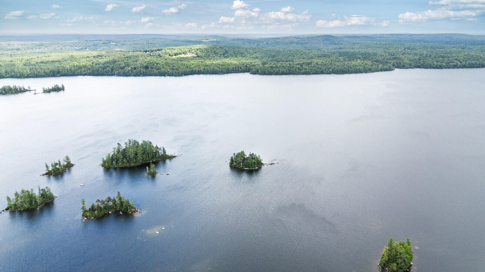 34 Main Road Chesterville ME 04938