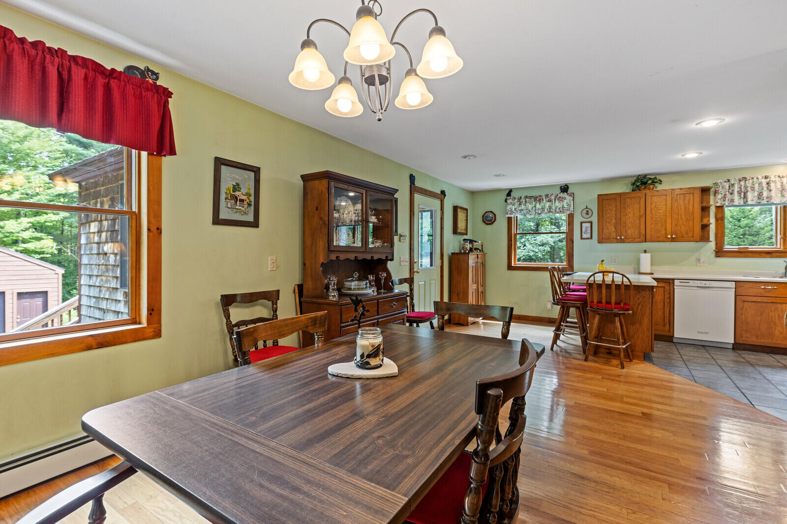 34 Main Road Chesterville ME 04938