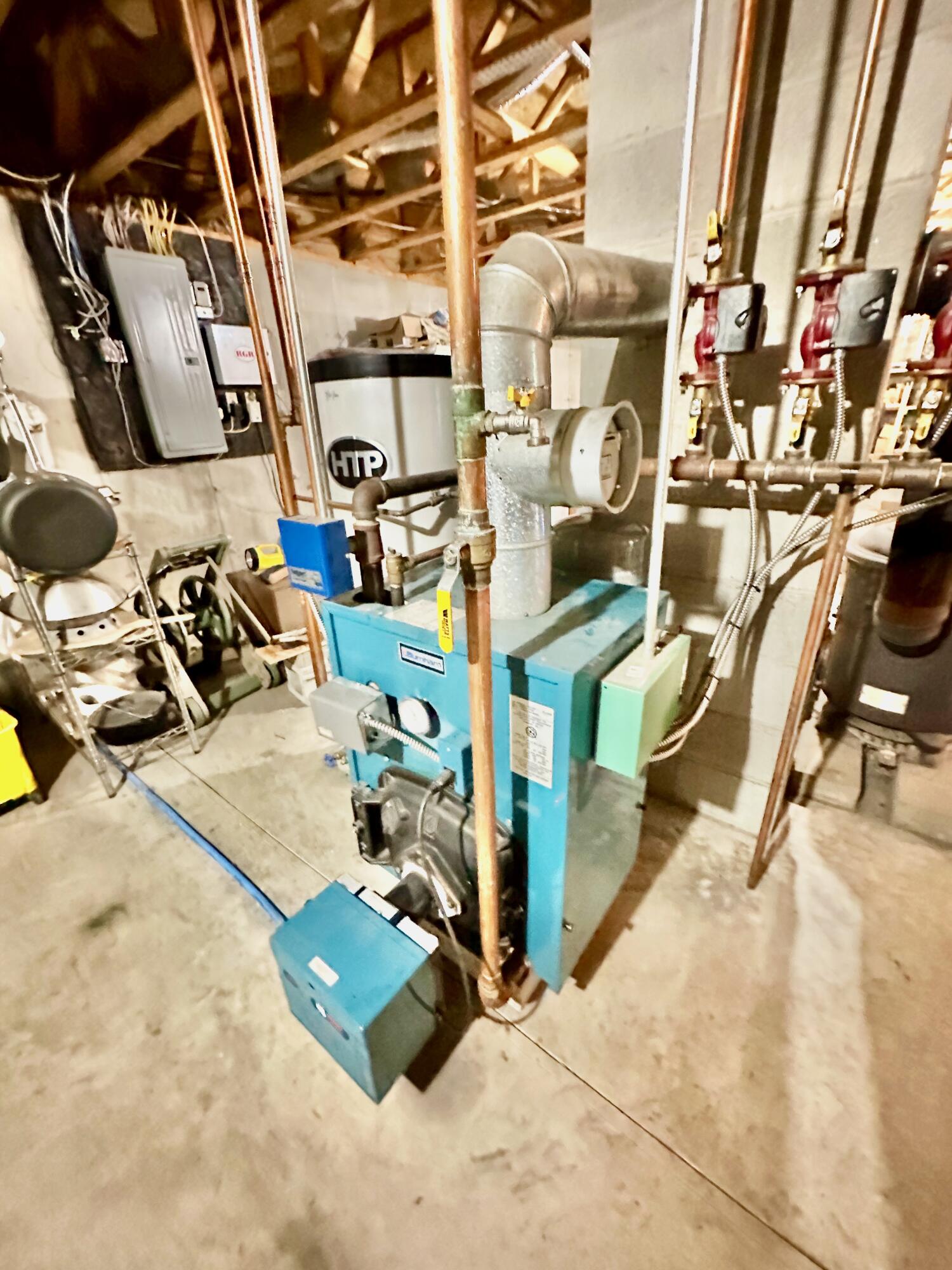 34 Main Road Chesterville ME 04938