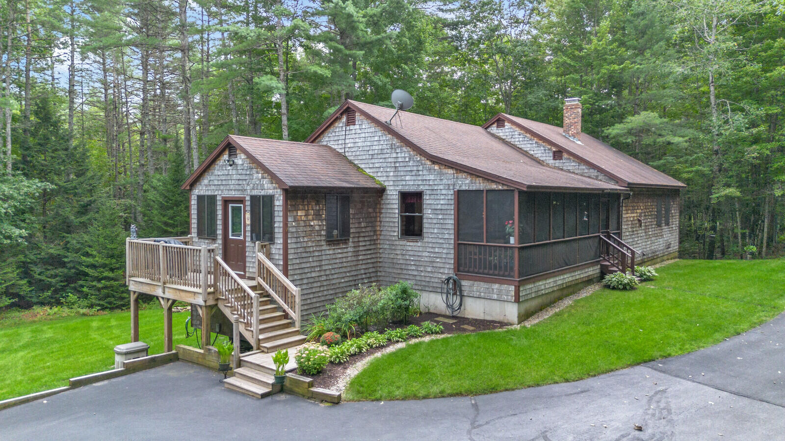 34 Main Road Chesterville ME 04938