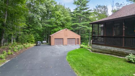 34 Main Road Chesterville ME 04938