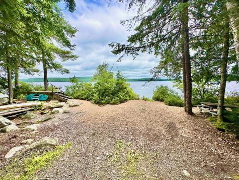 34 Main Road Chesterville ME 04938