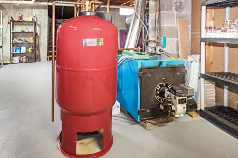 6 Victory Lane Dixfield ME 04224