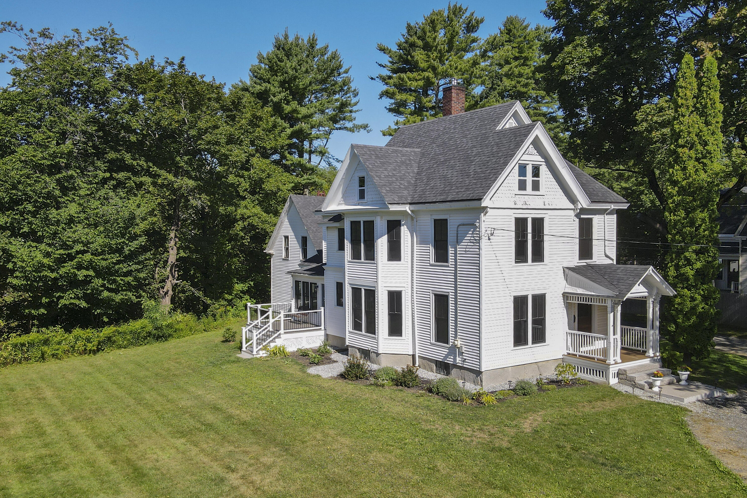 294 Broadway Rockland ME 04841