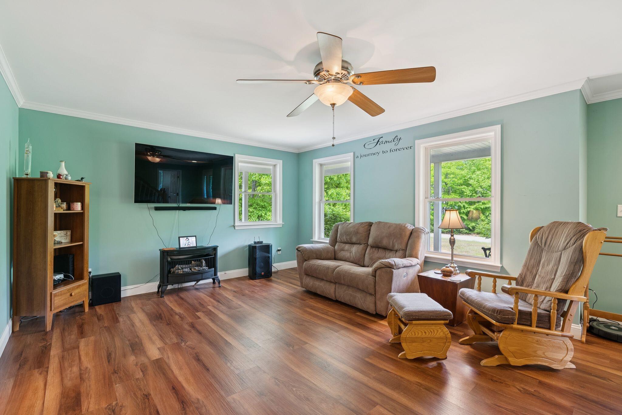 26 Serenity Lane Topsham ME 04086