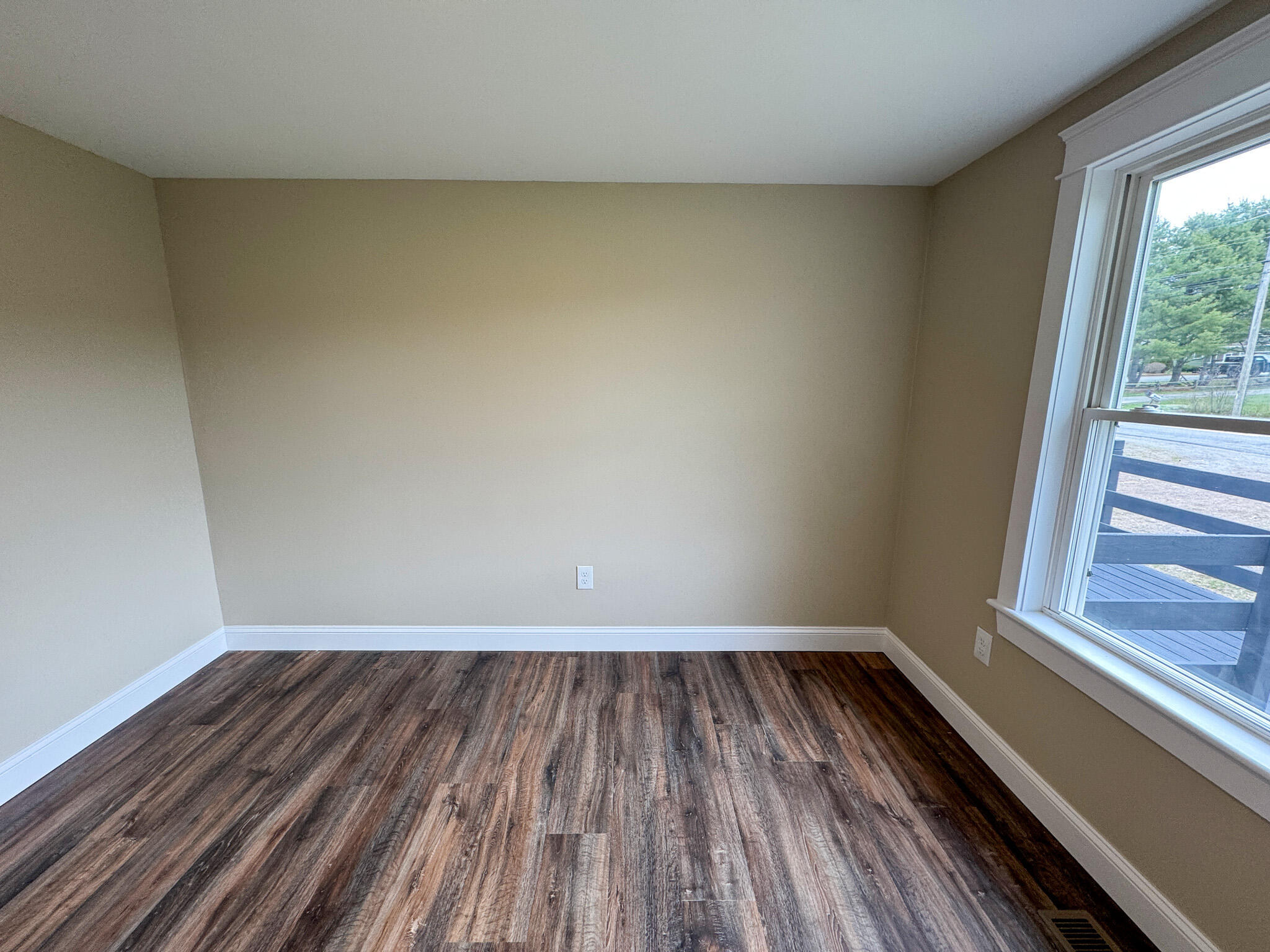 479 Enfield Road Lincoln ME 04457
