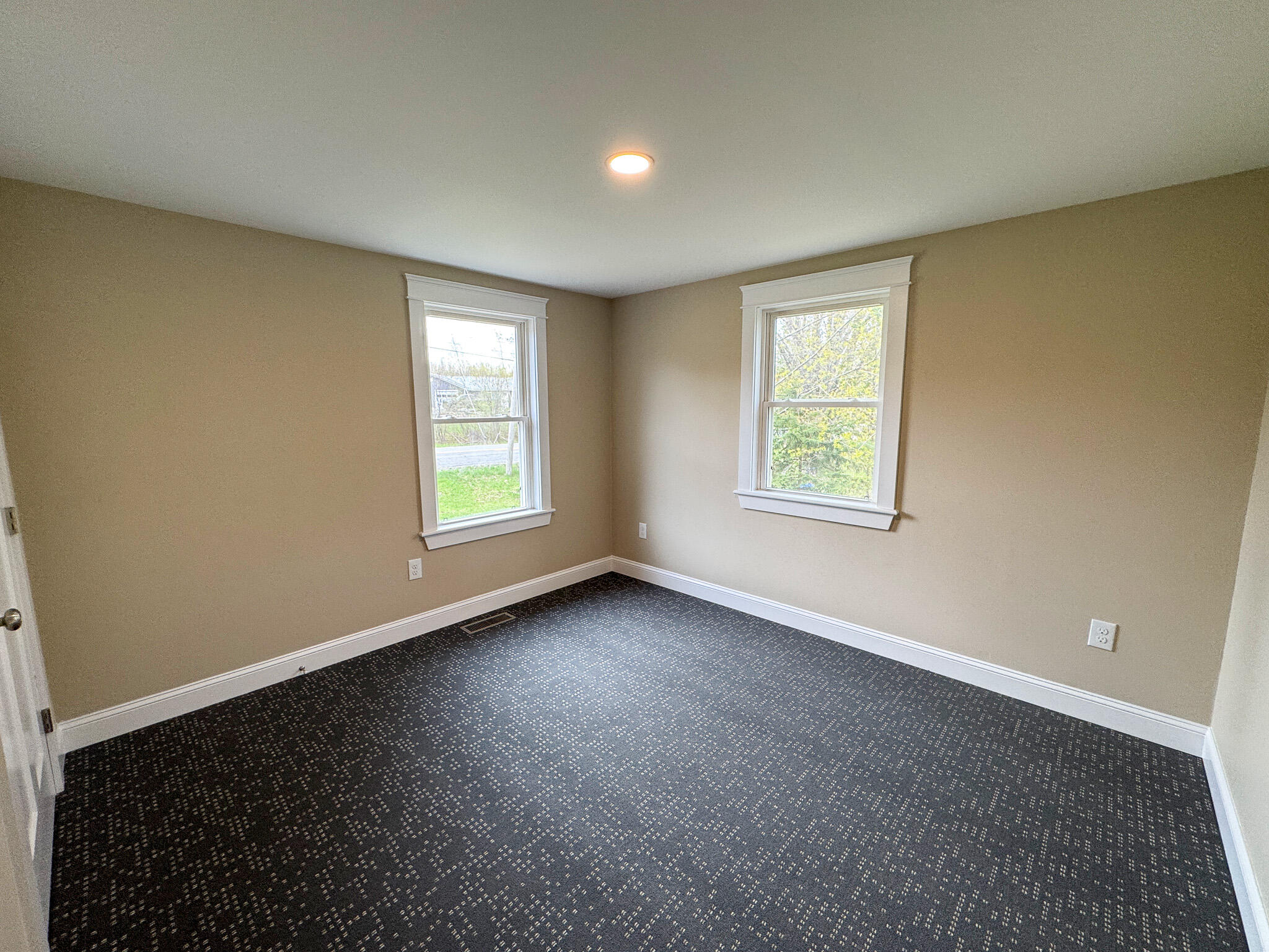 479 Enfield Road Lincoln ME 04457