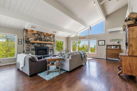 170 Mountain Road Falmouth ME 04105