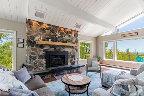 170 Mountain Road Falmouth ME 04105