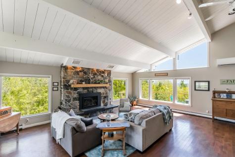 170 Mountain Road Falmouth ME 04105