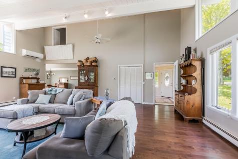 170 Mountain Road Falmouth ME 04105