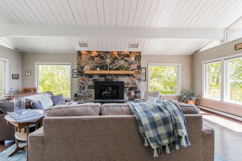 170 Mountain Road Falmouth ME 04105
