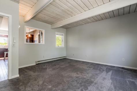 170 Mountain Road Falmouth ME 04105