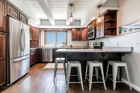 170 Mountain Road Falmouth ME 04105