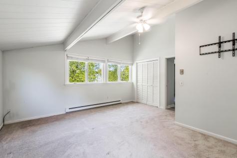170 Mountain Road Falmouth ME 04105