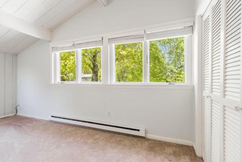 170 Mountain Road Falmouth ME 04105