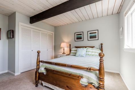 170 Mountain Road Falmouth ME 04105