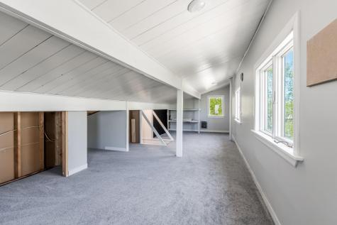 170 Mountain Road Falmouth ME 04105