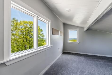 170 Mountain Road Falmouth ME 04105