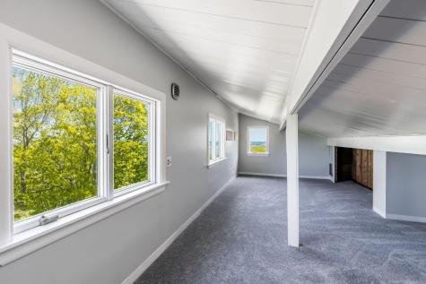 170 Mountain Road Falmouth ME 04105
