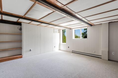 170 Mountain Road Falmouth ME 04105