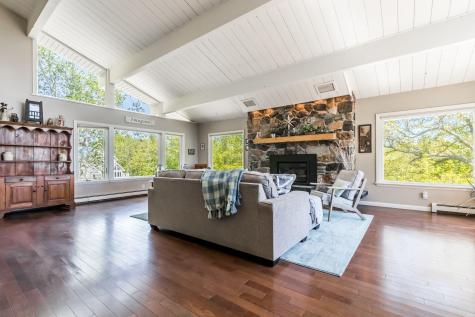 170 Mountain Road Falmouth ME 04105