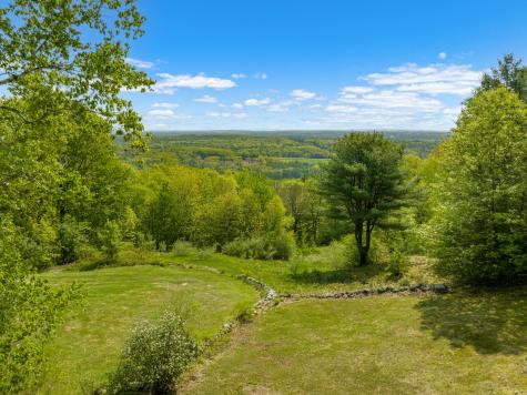 170 Mountain Road Falmouth ME 04105