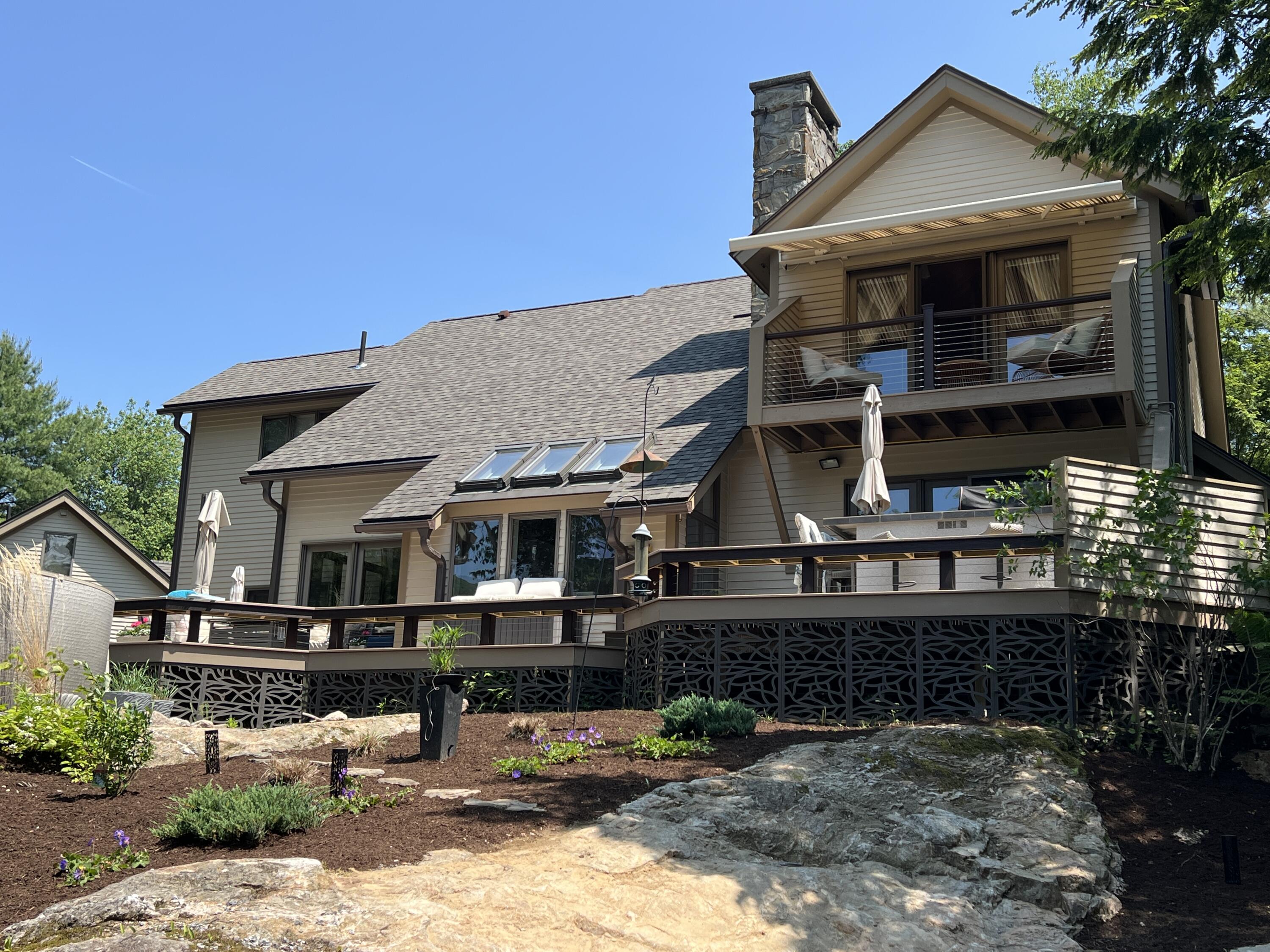 291 Molyneaux Road Camden ME 04843