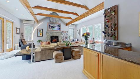 291 Molyneaux Road Camden ME 04843