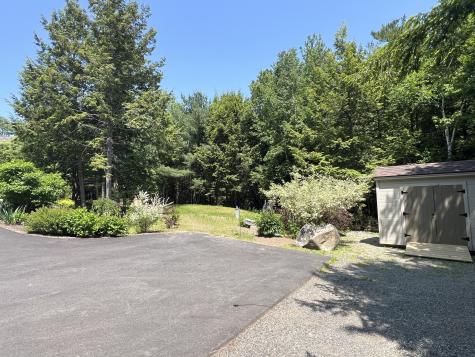 291 Molyneaux Road Camden ME 04843