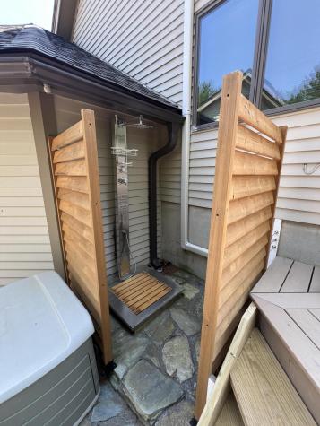 291 Molyneaux Road Camden ME 04843