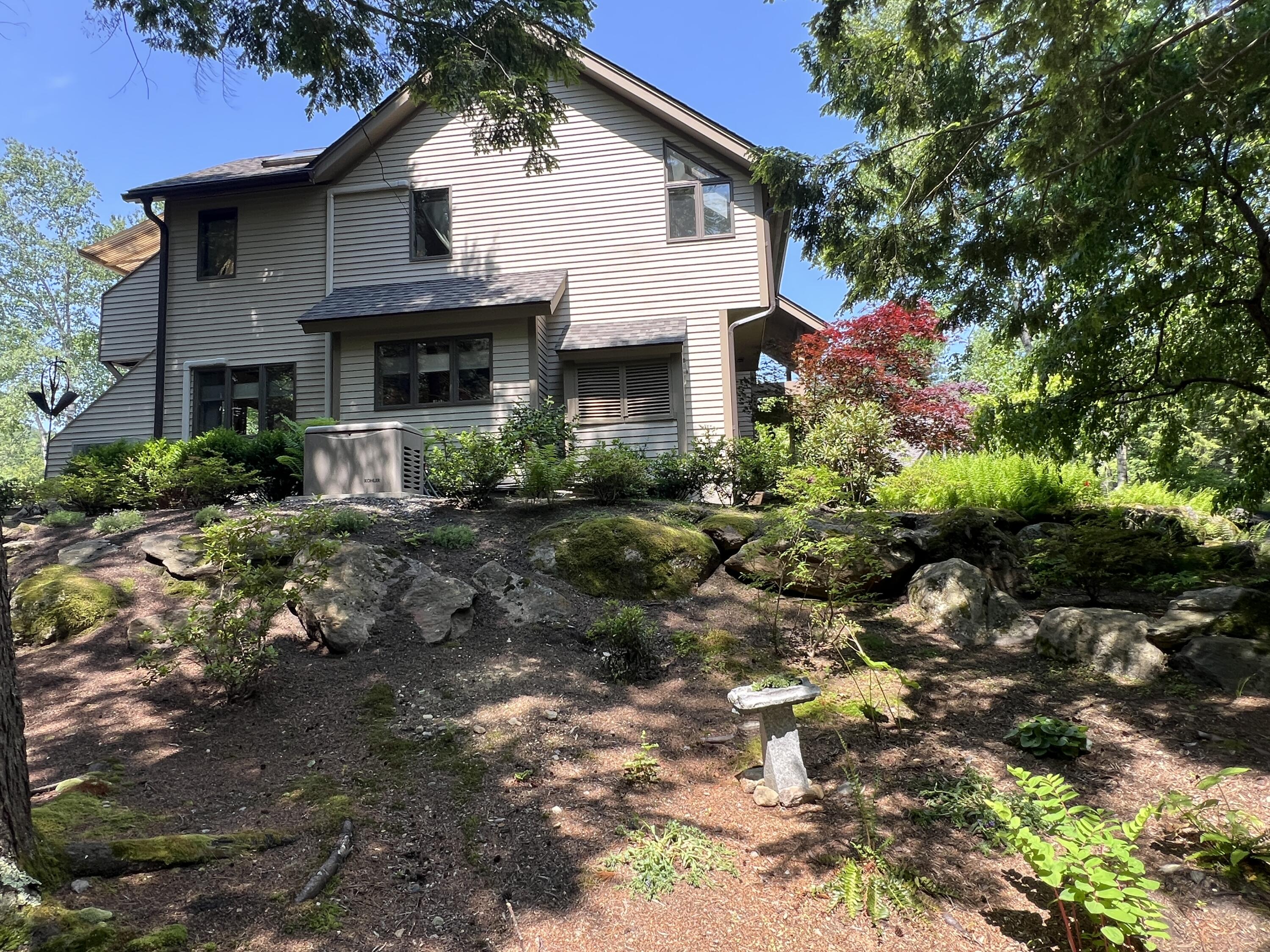 291 Molyneaux Road Camden ME 04843