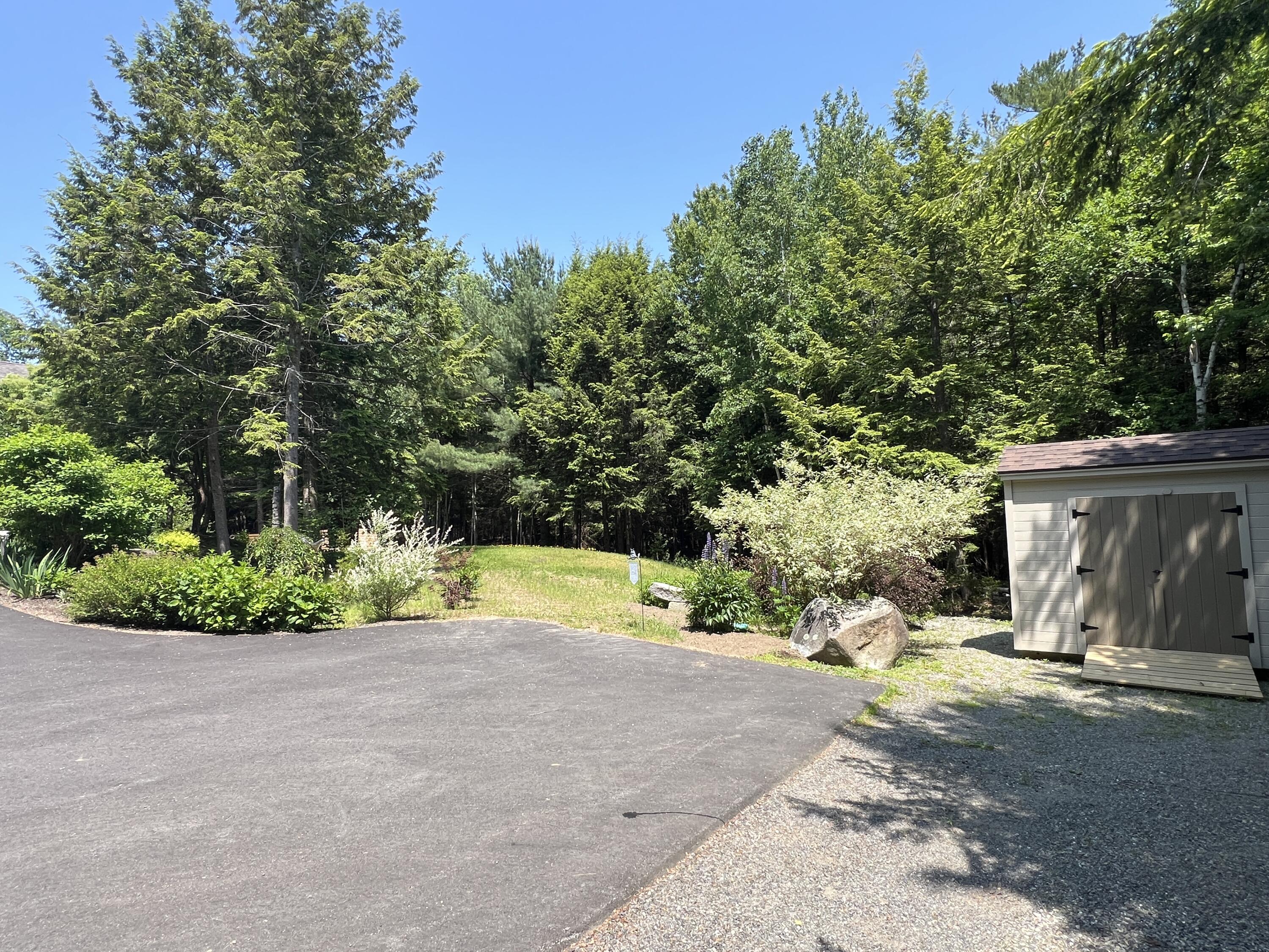 291 Molyneaux Road Camden ME 04843