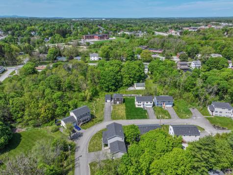 20 Ellis Court Bangor ME 04401