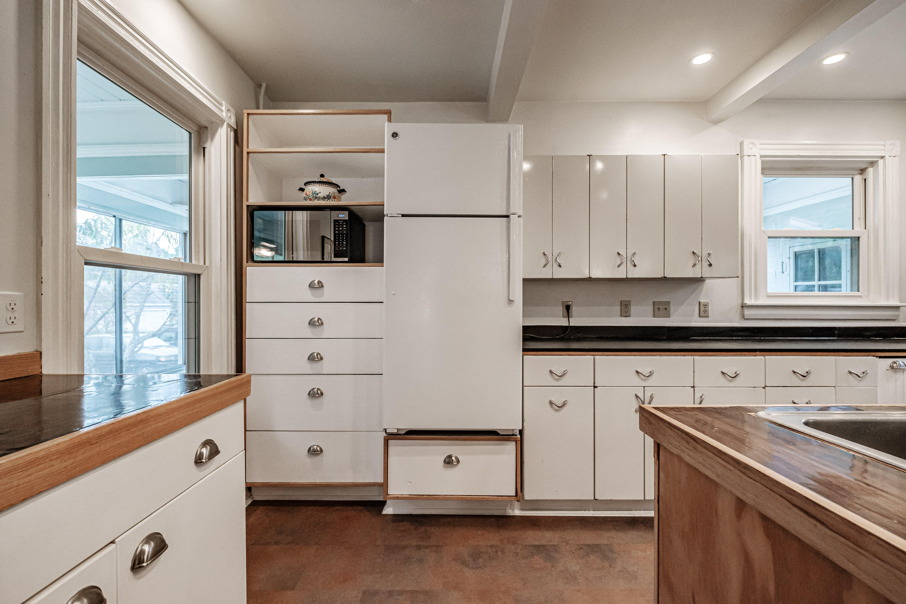 68 Main Street Hollis ME 04042