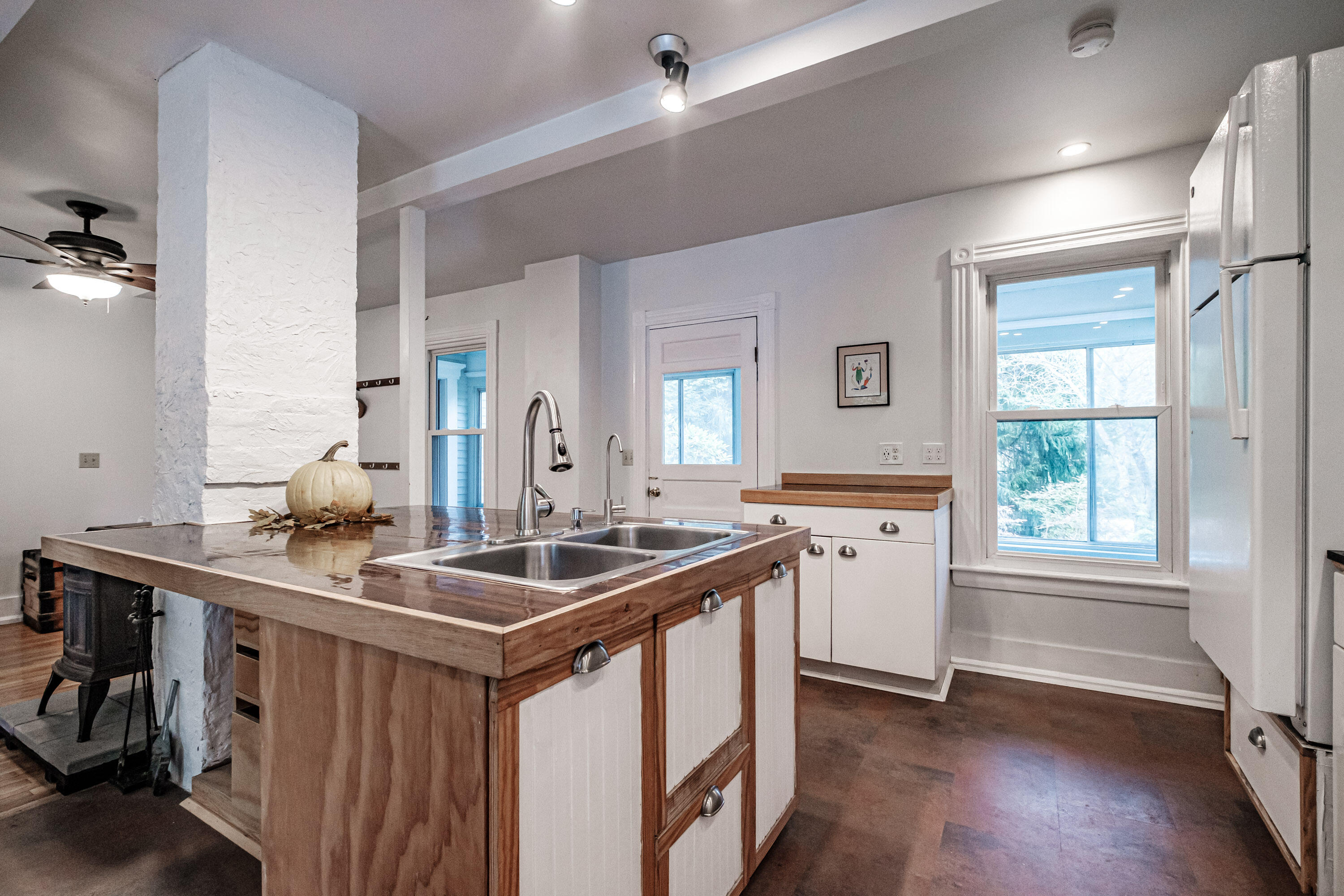 68 Main Street Hollis ME 04042