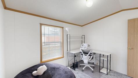 10 Sarah Avenue Lewiston ME 04240