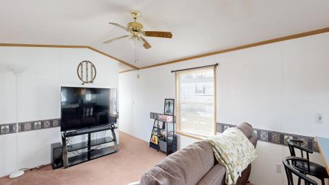 10 Sarah Avenue Lewiston ME 04240
