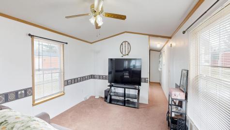 10 Sarah Avenue Lewiston ME 04240