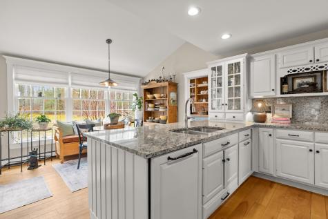 8 Old Seabury Road York ME 03909