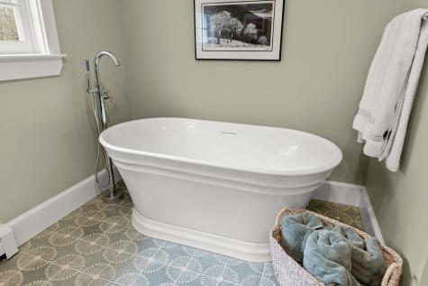 8 Old Seabury Road York ME 03909