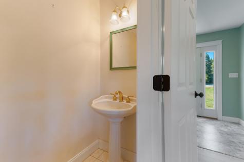 38 Jeffery Road Minot ME 04258