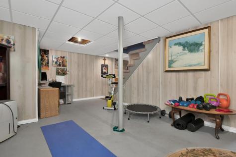 74 N Raymond Road Gray ME 04039
