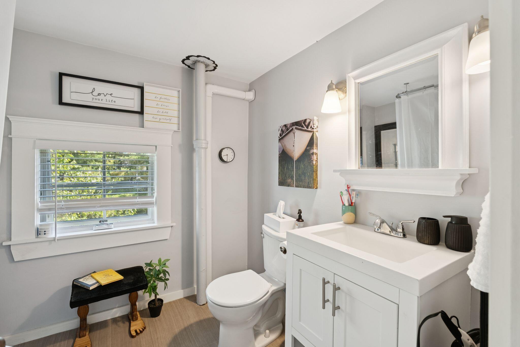 263 Foreside Road Falmouth ME 04105