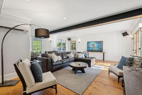 263 Foreside Road Falmouth ME 04105