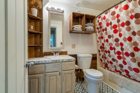 1080 Lake Shore Drive Auburn ME 04210